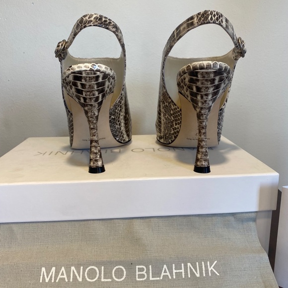 Manolo Blahnik size 37 (size 7 USA) Matilda Snake Slingbacks - Picture 5 of 13